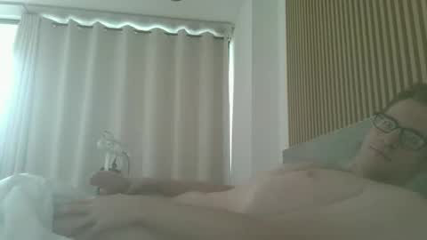 titlovercums online show from 20, 4, 2026