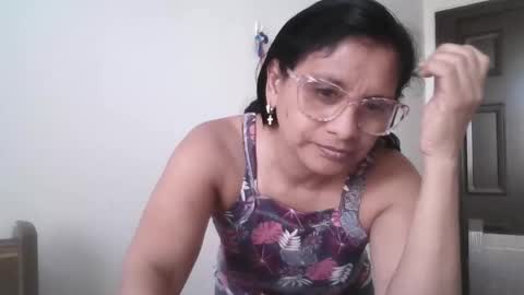 Snapshot of titssmall123 chatting on 2, 12, 2024 Ester online show from 2, 12, 2024