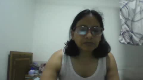 Snapshot of titssmall123 chatting on 16, 11, 2025 Ester online show from 16, 11, 2025