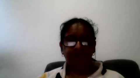 Snapshot of titssmall123 chatting on 31, 3, 2026 Ester online show from 31, 3, 2026