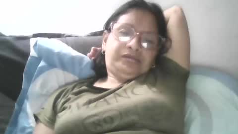 Snapshot of titssmall123 chatting on 9, 6, 2026 Ester online show from 9, 6, 2026