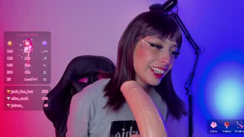 Snapshot of tokyo_blues chatting on 20, 12, 2024  Halsey  Sofii  online show from 20, 12, 2024