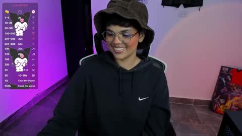 Snapshot of tokyo_uwu chatting on 28, 10, 2025 sofi 3 online show from 28, 10, 2025