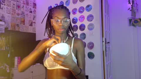 Snapshot of tokyo_wld chatting on 10, 12, 2024 Athena Fantasy online show from 10, 12, 2024