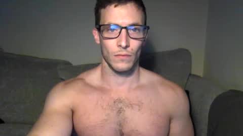 tom90ukx online show from 31, 1, 2025