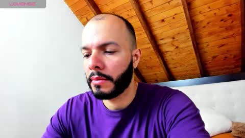   online show from 6, 10, 2025