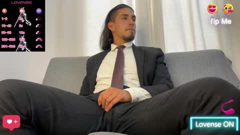 TOM online show from 8, 11, 2025