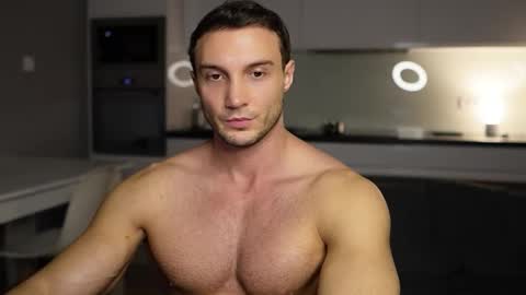 Snapshot of tom_fordd chatting on 20, 12, 2025 Tom online show from 20, 12, 2025