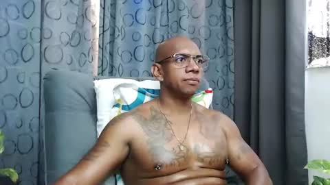 Snapshot of tom_miller chatting on 24, 7, 2026 Tom Miller online show from 24, 7, 2026