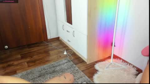 Snapshot of tom_mily_ chatting on 26, 5, 2026 tom_mily_ online show from 26, 5, 2026