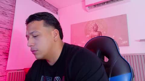 Tom muscle1 online show from 20, 2, 2026