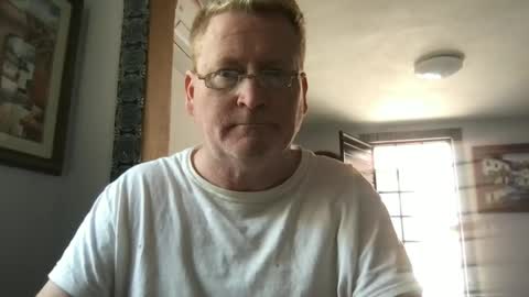 Hola online show from 8, 1, 2025