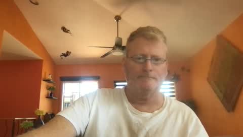 Snapshot of tomascausa chatting on 21, 4, 2026 Hola online show from 21, 4, 2026