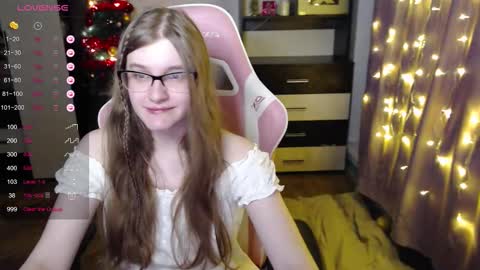 Snapshot of tomato_tease chatting on 15, 12, 2025 tomato_tease online show from 15, 12, 2025