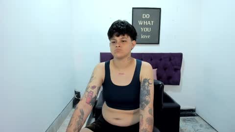Snapshot of tomboy_natali chatting on 5, 4, 2026 IAN SAYD online show from 5, 4, 2026