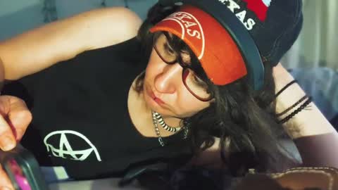 Snapshot of tomboy_titties chatting on 31, 5, 2026 tomboy_titties online show from 31, 5, 2026