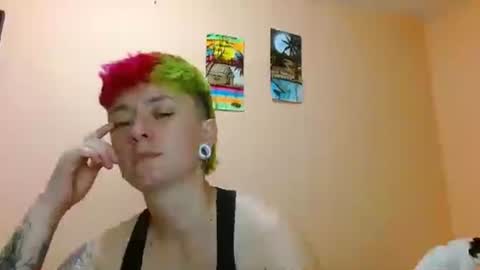 Snapshot of tomboyblue chatting on 2, 8, 2026 Blue online show from 2, 8, 2026