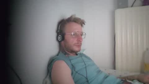 tomekwrona23 online show from 2, 5, 2026