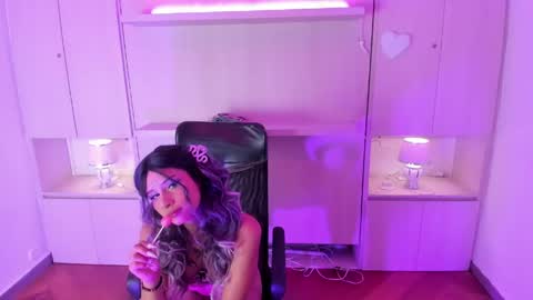 Snapshot of tomiedark_ chatting on 17, 4, 2026 KAELANI online show from 17, 4, 2026