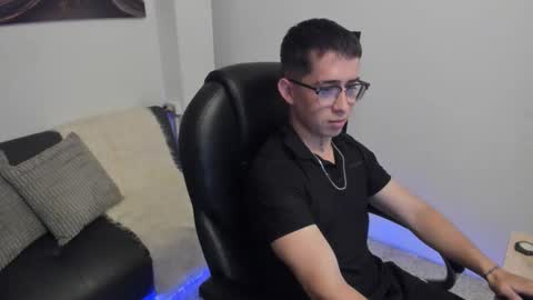 Snapshot of tommas_johnson chatting on 24, 2, 2026 Tomas online show from 24, 2, 2026