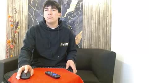 tommy160920 online show from 17, 11, 2025