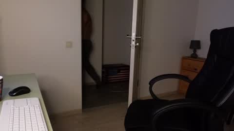  tommy burnzzz  online show from 29, 12, 2024