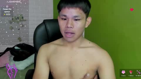 Snapshot of tommy_cherry chatting on 25, 11, 2025 Tommy online show from 25, 11, 2025