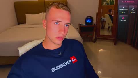 Snapshot of tommy_cumfinger chatting on 21, 10, 2025 Tommy online show from 21, 10, 2025