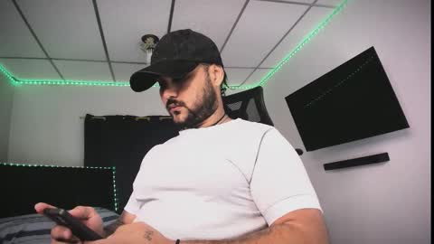 tommy_sccott online show from 15, 2, 2026