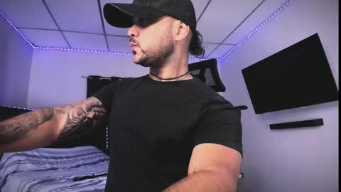 tommy_sccott online show from 23, 2, 2026