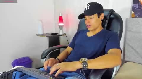 Snapshot of tommyhot7 chatting on 4, 6, 2026 tommyhot7 online show from 4, 6, 2026