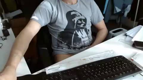 Tom online show from 28, 2, 2026