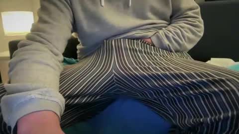 Snapshot of tonisun chatting on 25, 1, 2025 tonisun online show from 25, 1, 2025