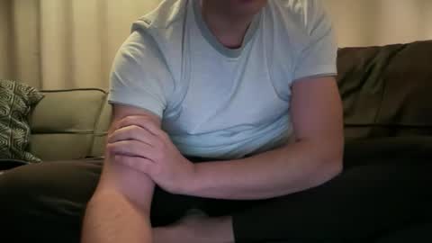 Snapshot of tonisun chatting on 10, 11, 2025 tonisun online show from 10, 11, 2025