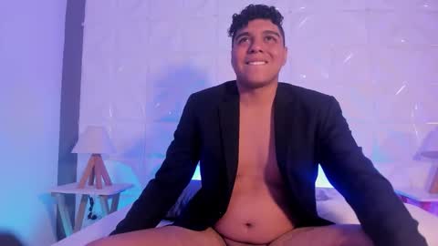 Snapshot of tony_rios_ chatting on 13, 11, 2025 tony online show from 13, 11, 2025