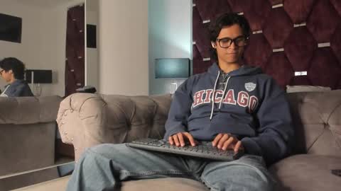 Tony Benedetti online show from 5, 2, 2026