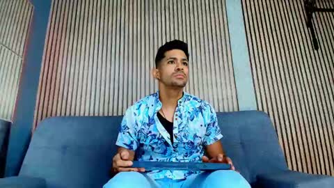 Snapshot of tonycosta_ chatting on 29, 9, 2025 Tony online show from 29, 9, 2025