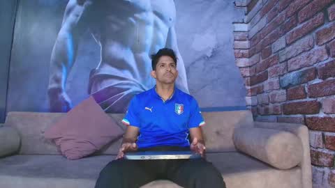 Snapshot of tonycosta_ chatting on 7, 10, 2025 Tony online show from 7, 10, 2025
