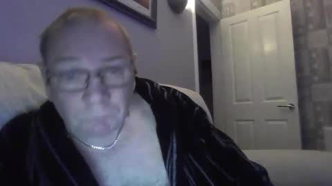 Snapshot of tonygibbson62 chatting on 3, 1, 2025 tonygibbson62 online show from 3, 1, 2025