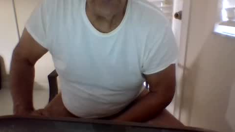 tonymcfly99 online show from 27, 1, 2025