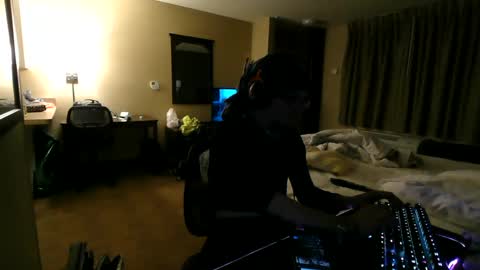 topplesstable18075 online show from 28, 12, 2024