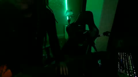 topplesstable18075 online show from 26, 1, 2025