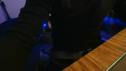 topplesstable18075 online show from 3, 12, 2025