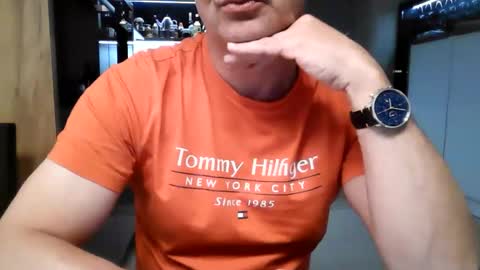 Snapshot of topsecreton chatting on 18, 5, 2026 topsecreton online show from 18, 5, 2026