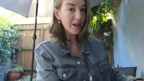 Topsy online show from 13, 1, 2026