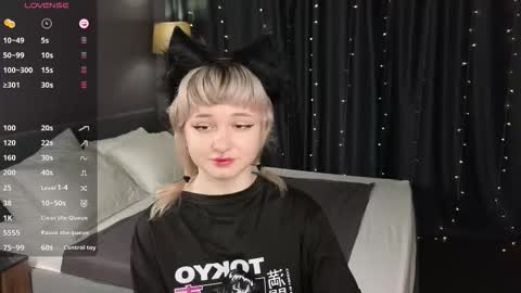 Tori online show from 20, 11, 2025