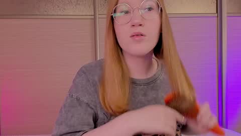 Tori online show from 25, 1, 2025