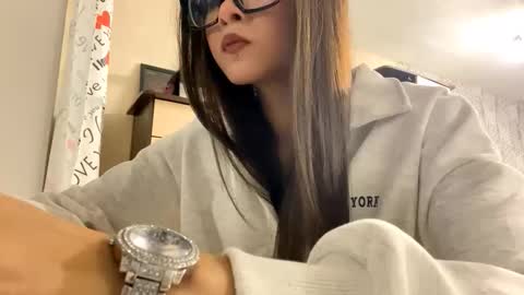 Julia online show from 4, 12, 2025