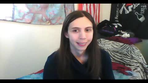 Snapshot of totalfuckingadorable chatting on 8, 1, 2025 Luna online show from 8, 1, 2025
