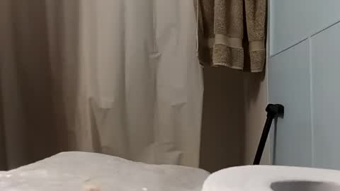 totallyawesome_65 online show from 22, 9, 2025